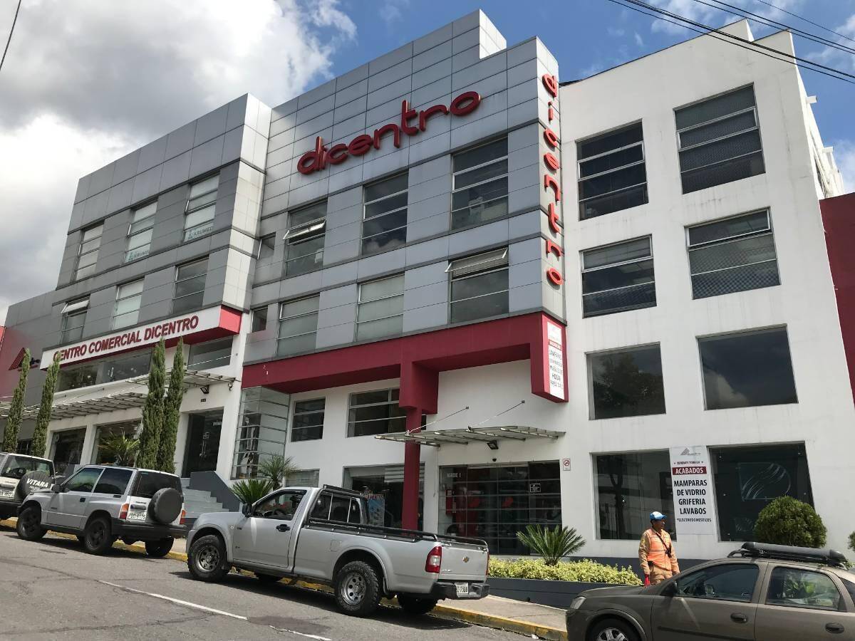 Local Comercial en venta C.C. Dicentro sector el Bosque