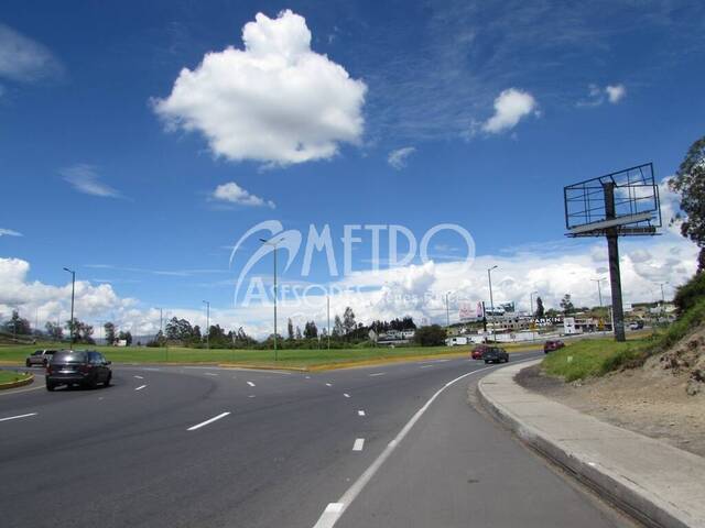 #8 - Terreno para Venta en Quito - P - 3