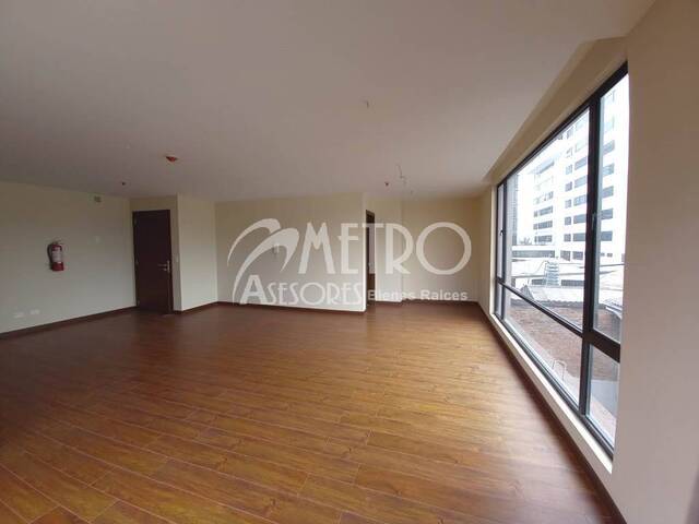 #394 - Consultorio para Venta en Quito - P - 2