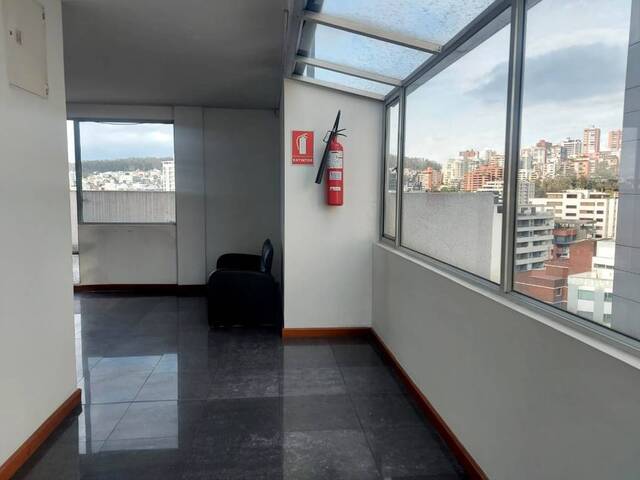 #646 - Oficina para Venta en Quito - P - 2