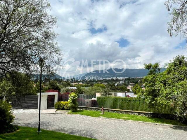 #666 - Terreno para Venta en Quito - P