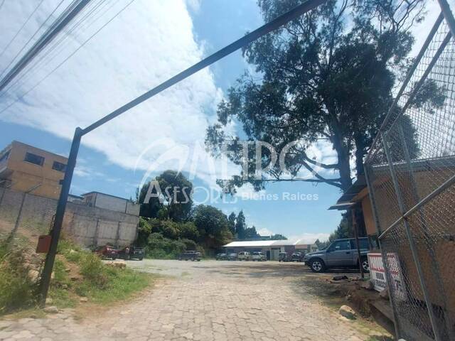 #700 - Terreno para Venta en Quito - P - 2