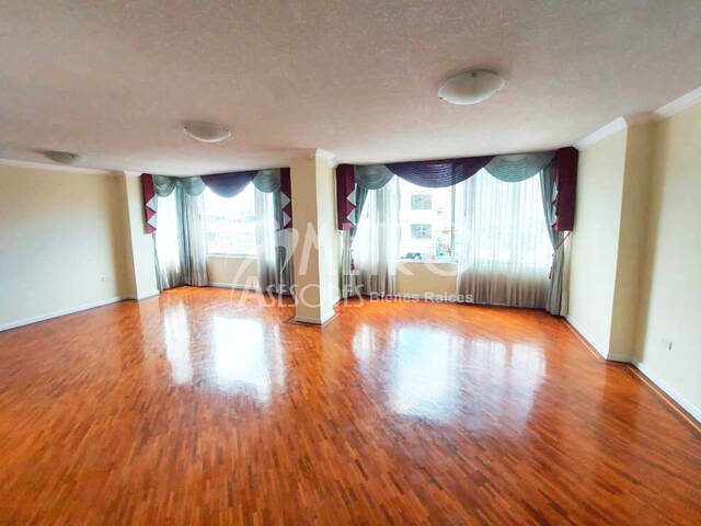 #756 - Departamento para Alquiler en Quito - P - 2