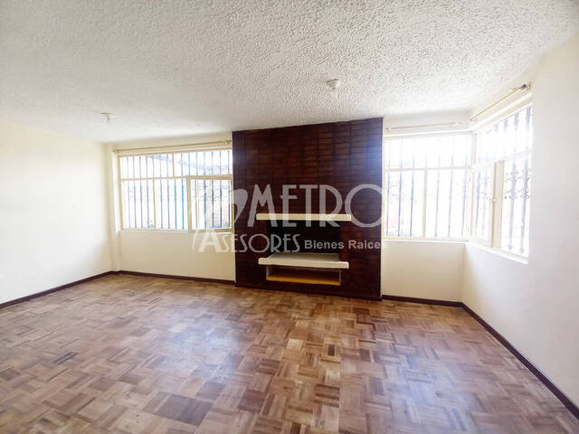 #766 - Departamento para Alquiler en Quito - P - 2