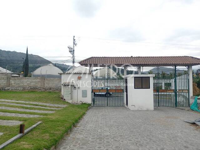 #783 - Terreno para Venta en Quito - P - 3