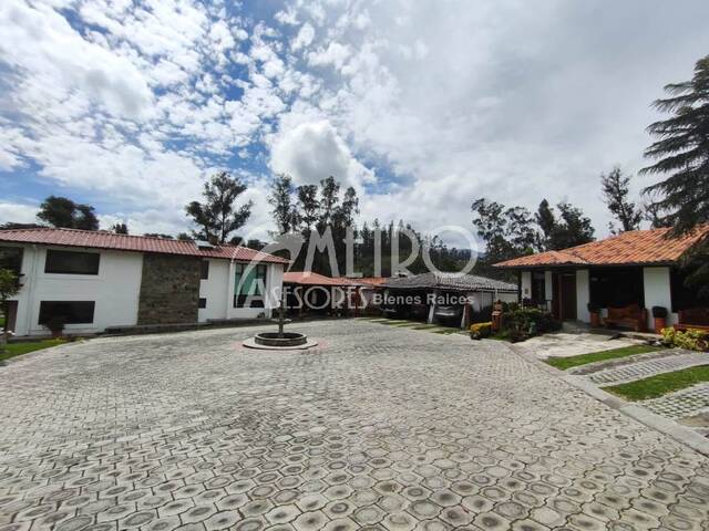 #807 - Terreno para Venta en Quito - P - 3