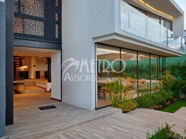 #299 - Casa para Venta en Quito - P