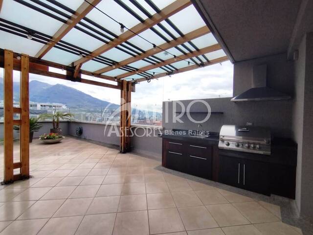 #844 - Penthouse para Venta en Quito - P - 2