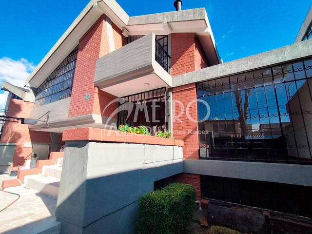 #851 - Casa para Alquiler en Quito - P - 1