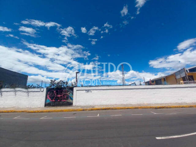 #868 - Terreno para Venta en Quito - P