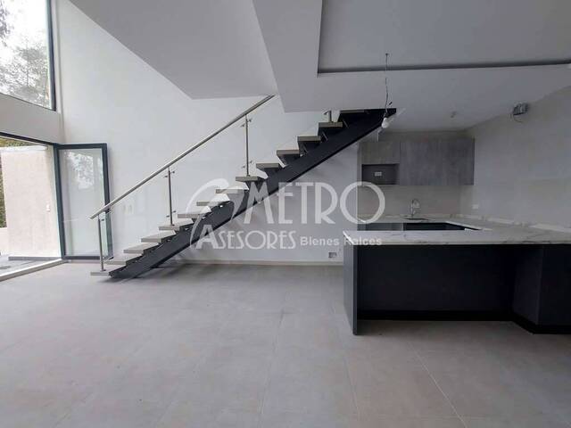 #942 - Loft para Venta en Quito - P - 3