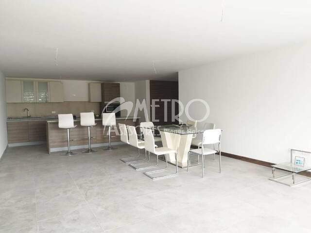 #945 - Departamento para Venta en Quito - P - 2