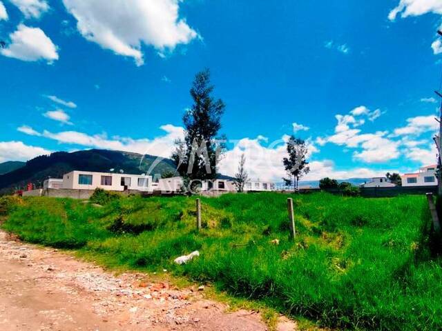 #934 - Terreno para Venta en Quito - P