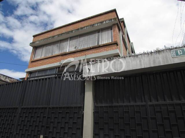 #948 - Edificio comercial para Venta en Quito - P