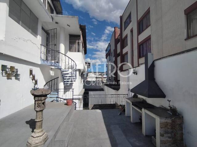 Casa Rentera para Venta en Quito - 5