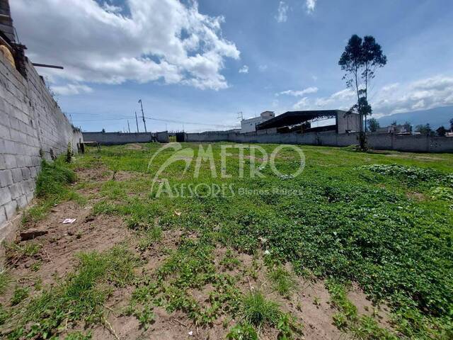 #1057 - Terreno para Venta en Quito - P - 3