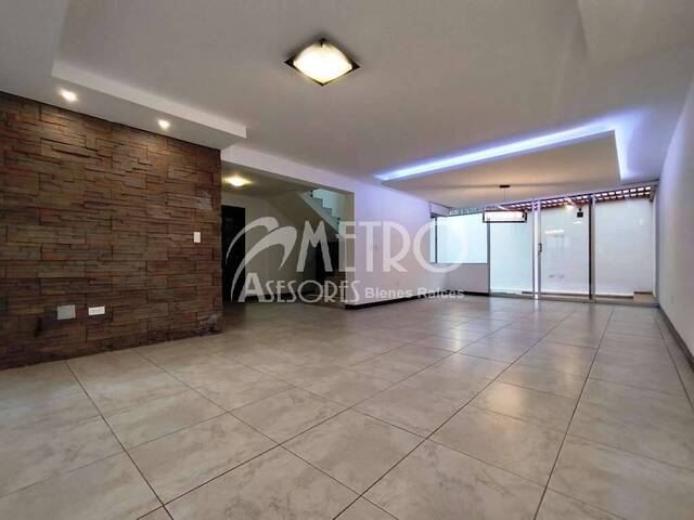Casa para Alquiler en Quito - 2
