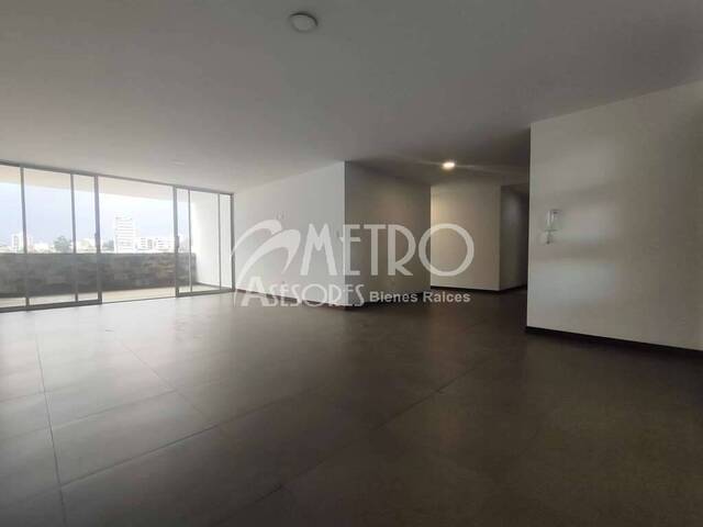 #757 - Departamento para Venta en Quito - P