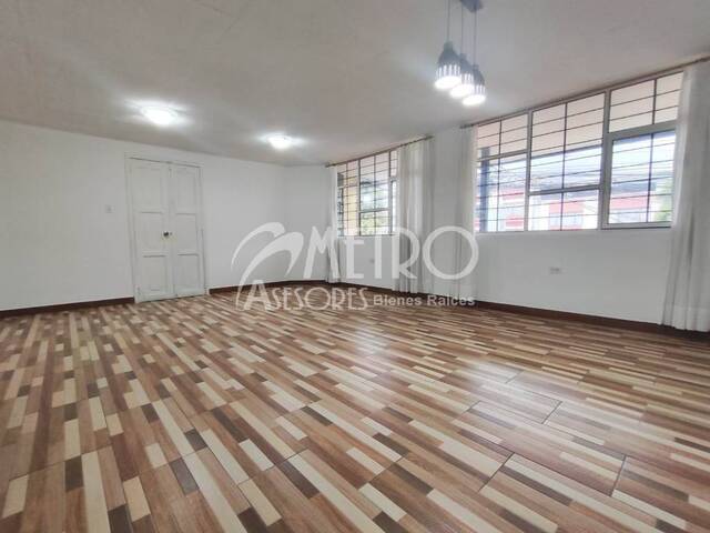 #1305 - Departamento para Alquiler en Quito - P