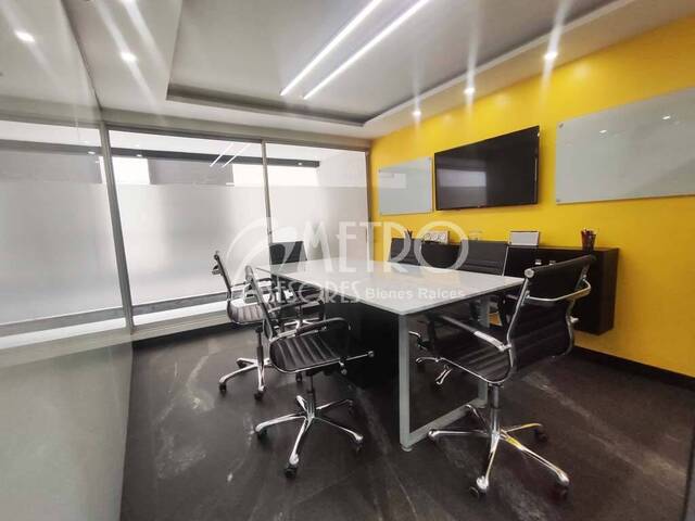 #1313 - Oficina para Venta en Quito - P