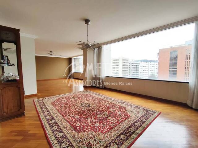 Venta en El Batán - Quito