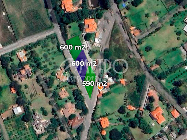 #1322 - Terreno para Venta en Quito - P