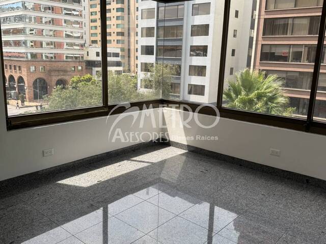 #1251 - Oficina para Alquiler en Quito - P