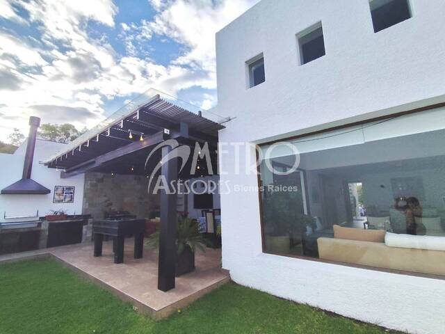 #1342 - Casa para Venta en Quito - P