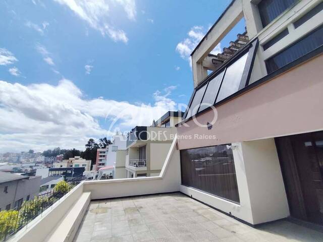 #1343 - Casa para Venta en Quito - P