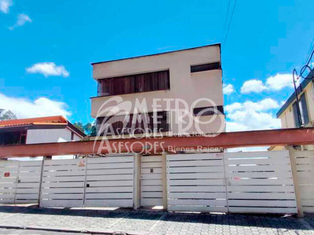 #1343 - Casa para Venta en Quito - P