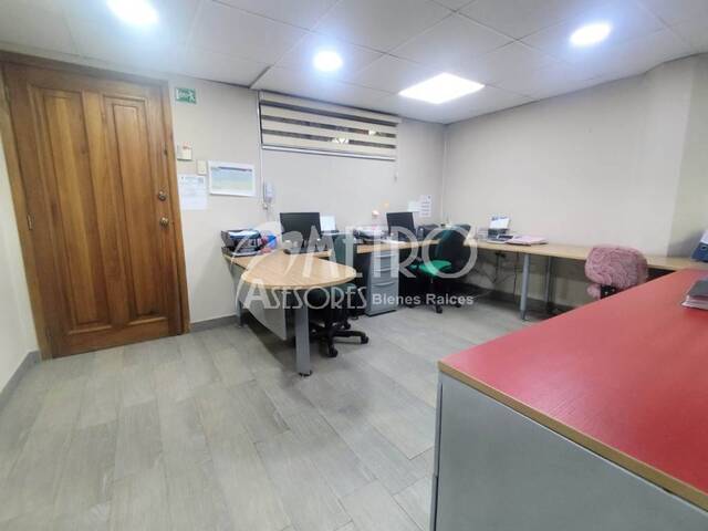 #1345 - Oficina para Venta en Quito - P