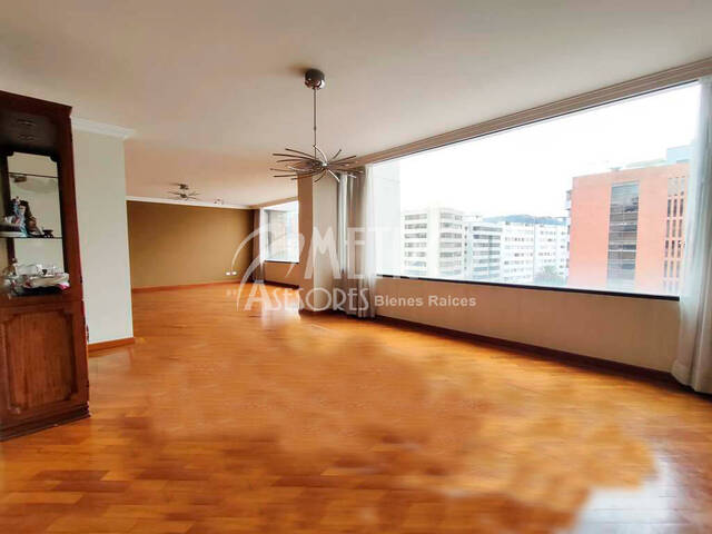 Venta en La Pradera - Quito