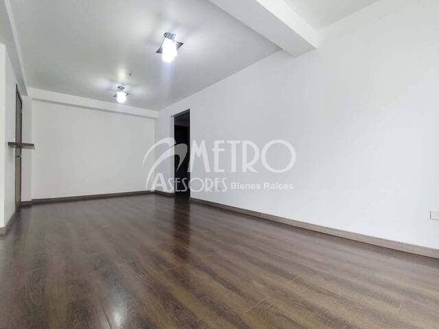 #1353 - Departamento para Venta en Quito - P