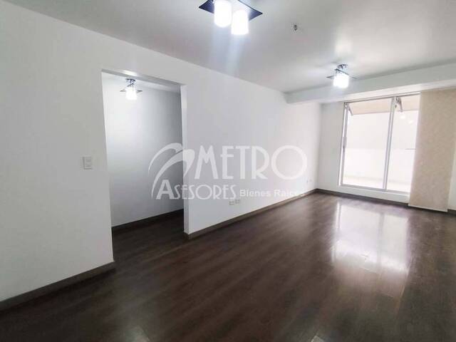 #1353 - Departamento para Venta en Quito - P