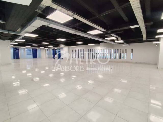 #1372 - Oficina para Alquiler en Quito - P