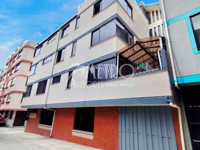#1386 - Casa Rentera para Venta en Quito - P