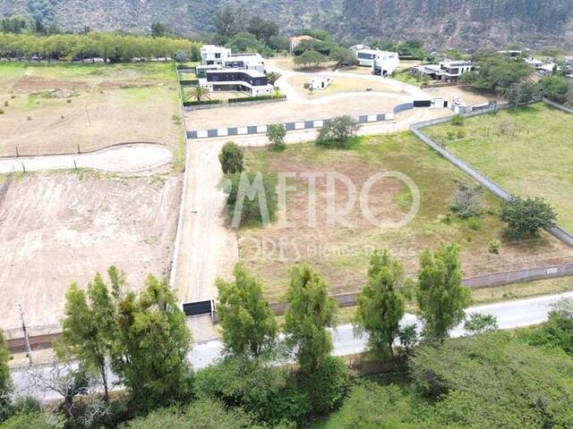 #1309 - Terreno para Venta en Quito - P