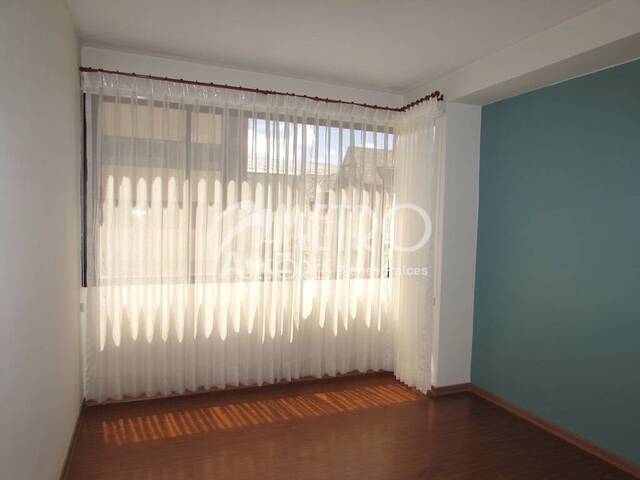 #1389 - Departamento para Alquiler en Quito - P