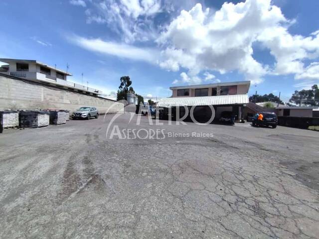 #1392 - Terreno para Venta en Quito - P