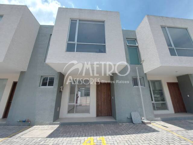 #1396 - Casa para Alquiler en Quito - P
