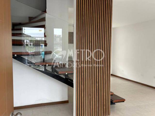 #1409 - Casa para Venta en Quito - P