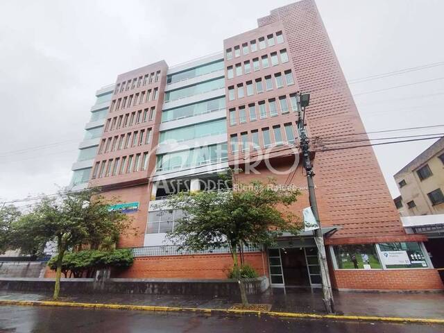 #1410 - Consultorio para Alquiler en Quito - P