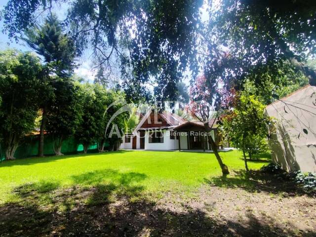 #1412 - Terreno para Venta en Quito - P