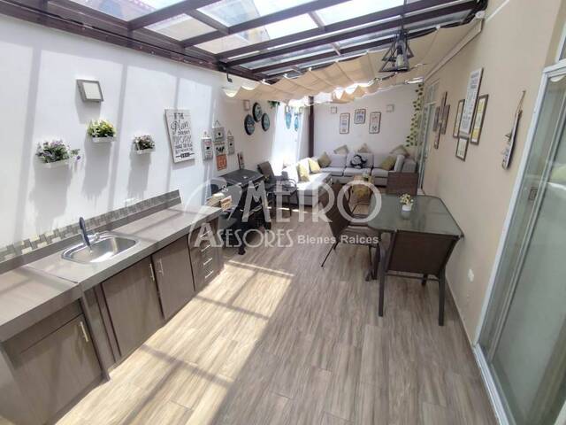 #1415 - Casa para Venta en Quito - P