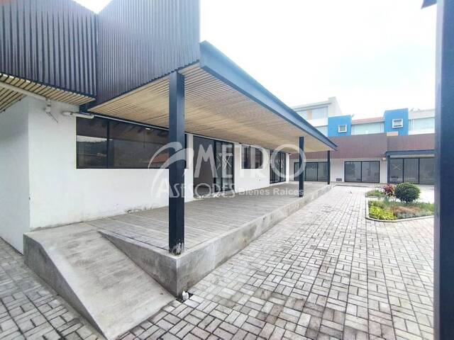 #1421 - Local Comercial para Alquiler en Quito - P