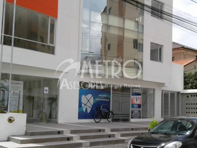 #1425 - Oficina para Alquiler en Quito - P