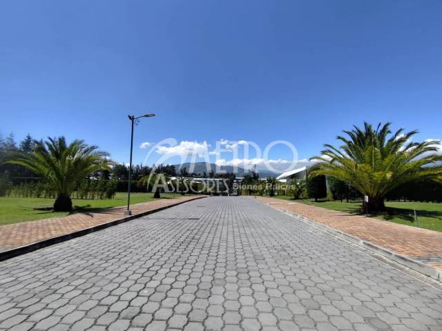 Terreno para Venta en Quito - 4