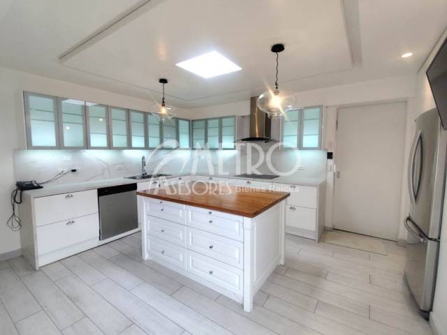 #1437 - Departamento para Venta en Quito - P