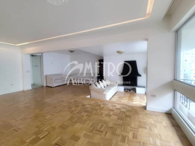 #1437 - Departamento para Venta en Quito - P