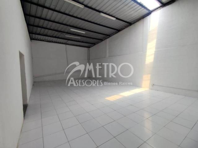 #1448 - Bodega para Alquiler en Quito - P